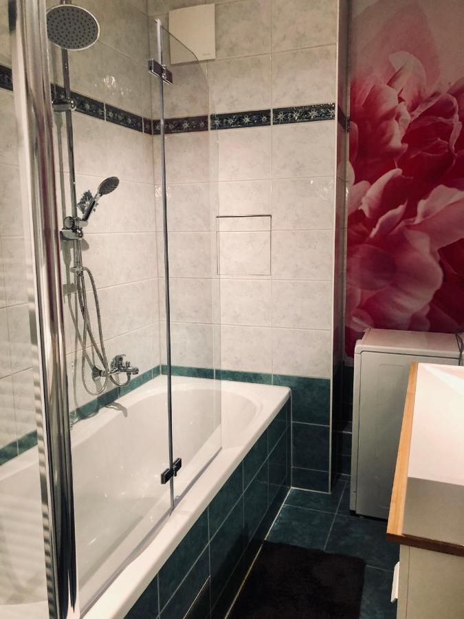 Wohnen Wie Zuhause - Zu Gast In Erfurt Esterno foto